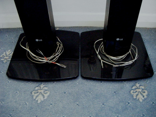 Surround sound speakers - lg,