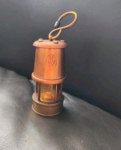 Cute vintage little brass - cute,