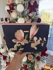 Ted Baker Large Canvas Cosmetic Bag  Navy Blue & Pink Floral BNWOT