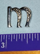 STERLING SILVER 925 INITIAL M PENDANT WITH A FREE CHAIN AND GIFT BOX 