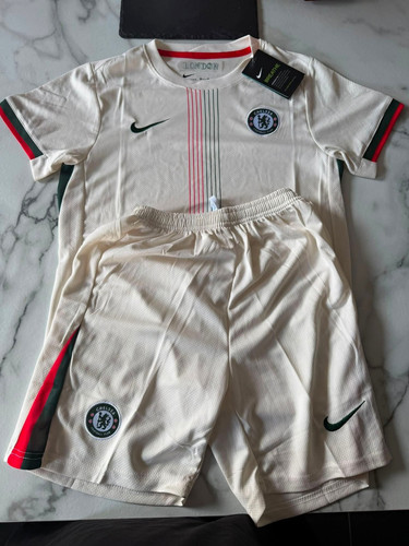 Nike chelsea away full kit - nike,