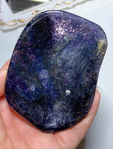 High grade bloodshot iolite - grade,