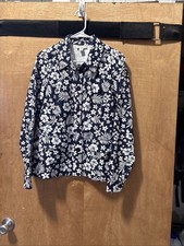 Appleseed’s Navy/white