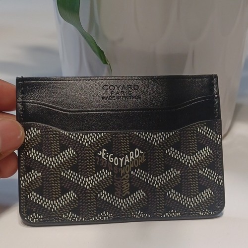 The saint sulpice cardholder - the,
