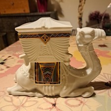 Christmas 1982 Treasures of the Pharaohs Elizabeth Arden camel trinket box