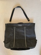 Pullman London clothes carrier