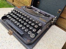 Vintage Remington Portable Typewriter