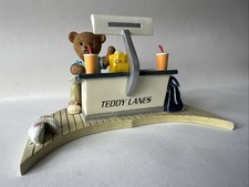 Faithful Fuzzies Teddy Lanes "Posting The Frame" Collectable Figurine Ten Pin