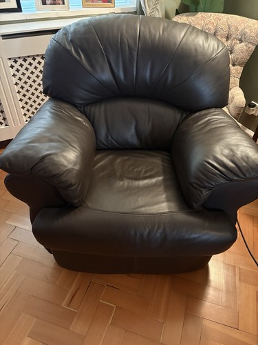 Leather armchair superbly - leather,