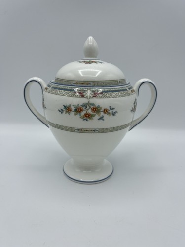 Wedgwood hampshire lidded - wedgwood,