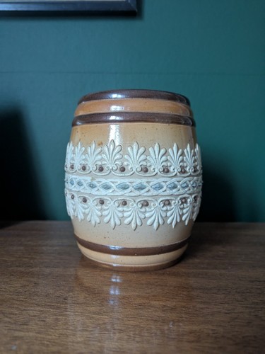 Doulton lambeth tobacco - doulton, jar