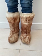 Vintage 1980 Yeti Moon Boots