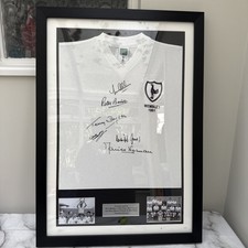 FRAMED TOTTENHAM HOTSPUR 1961 DOUBLE FOOTBALL SHIRT SIGNED BY 6 SPURS
