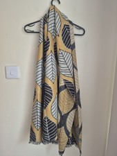 Women’s White, Yellow & Black Leaf Print Winter Scarf – Viscose Blend