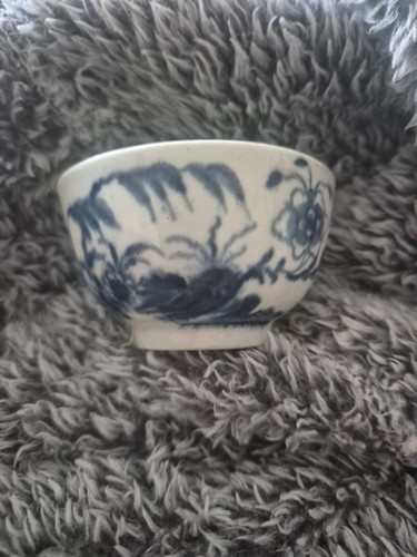 Worcester tea bowl 1765 - worcester,