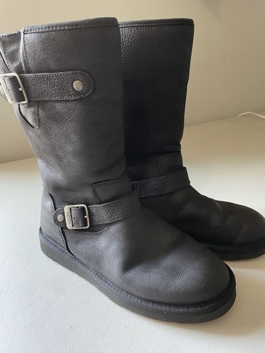 Ugg sutter boots - sz, 9