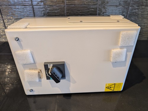 Schneider canalis mccb - schneider,
