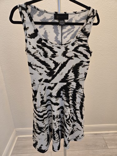 Kardashian kollection medium - kardashian,