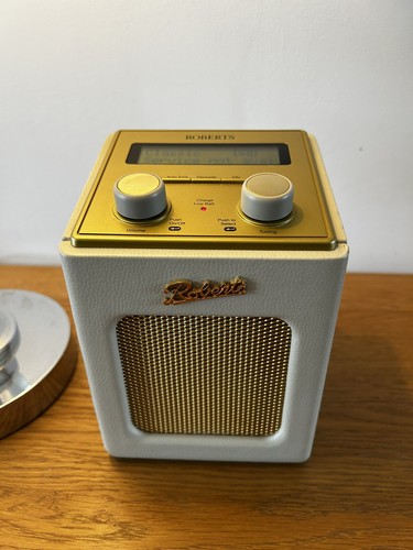 Roberts digital radio revival - radio,