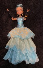 Disney DESCENDANTS 2 Royal