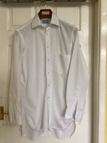 Hilditch key crisp - &, white