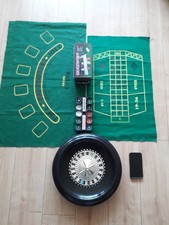 ROULETTE/BLACK JACK SET WITH CHIPS