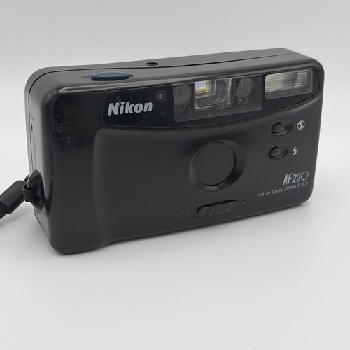 Nikon 220 35mm - 220, film