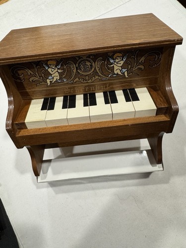 Vintage schoenhut piano - vintage,