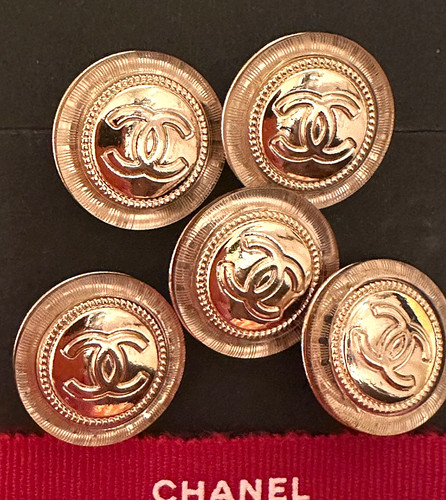 Gold chanel buttons solid - 5,