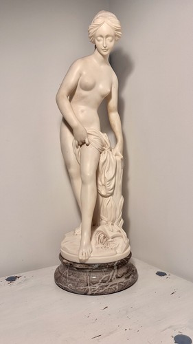 Venus sculpture nymph - nymph, going