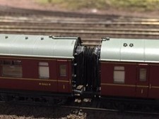  n Gauge lms Stanier coaches bellow corridor connectors Graham Farish x10 
