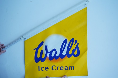 Vintage walls 1994 ice - vintage,