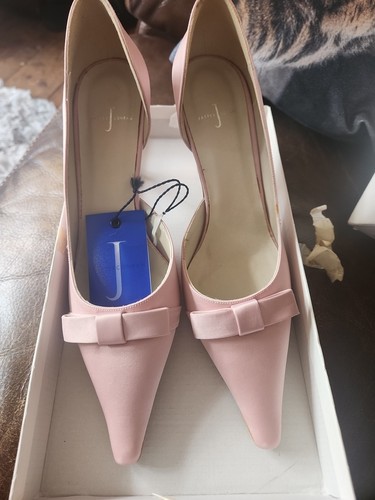 Pale pink jasper - pink, bnwt