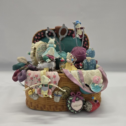 Enesco knittin pretty music - enesco,