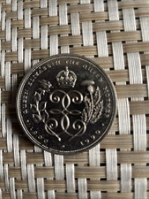 Royal Mint 1990 Queen Elizabeth & the Queen Mother 90th Birthday 5 Pound Coin