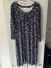 Cotton Traders Navy Foral Swing Dress BNWT Size 20