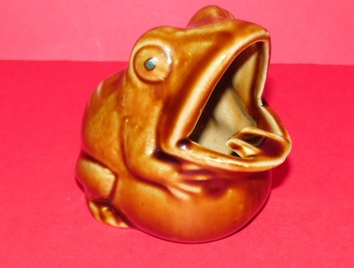 Vintage brown ceramic frog - ceramic,