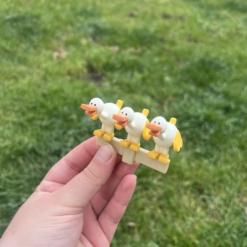 Twirlywoos quacky duck - quacky, bird