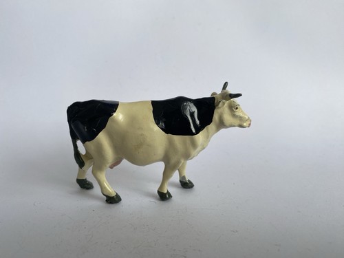 Britains lead farm zoo - , cow