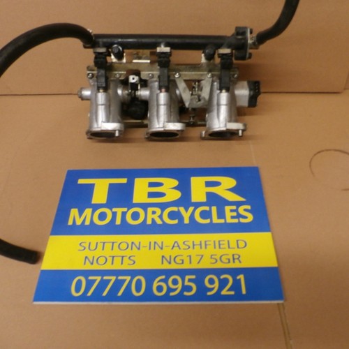 Triumph 955i sprint - triumph, rs