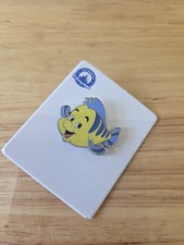 Disneyland Paris Pin Cast