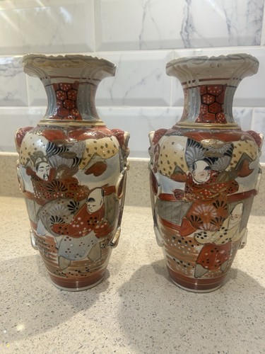 Japanese meiji vases - vases, (9.5”)
