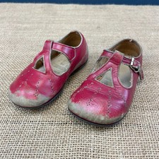 VINTAGE 1960s START-RITE CHILDRENS RED SANDLES SHOES - CHILDRENS SIZE 4