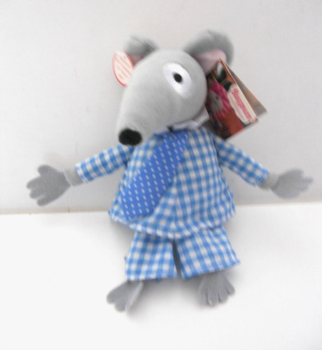 Singing charlie mouse - charlie,