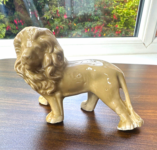Ceramic pottery lion - ceramic/pottery,
