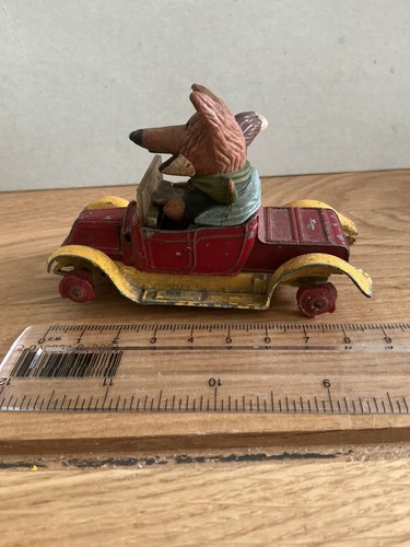 Basil brush die cast - die, car