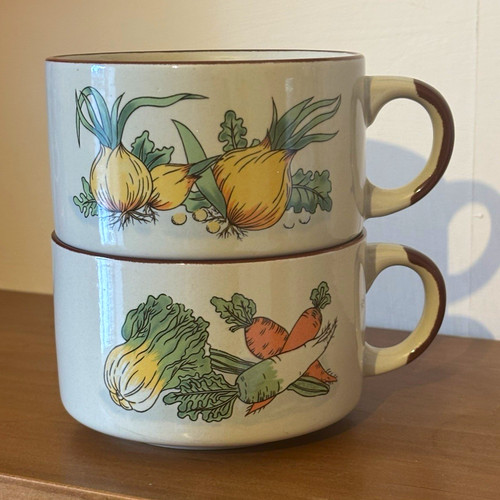 Vintage 1970s retro - vintage, vegetable