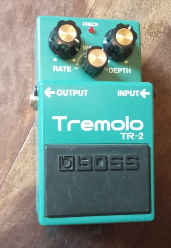 Boss tr2 tremolo pedal - tr2,