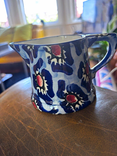 Blue white red floral ceramic - white,