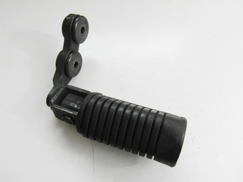 Footrest holder front